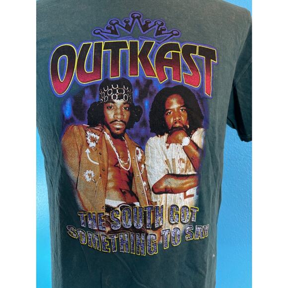 NWOT High Schoolers OUTKAST Graphic 100% Distressed Cotton Band Tee T-Shirt M - Picture 1 of 6